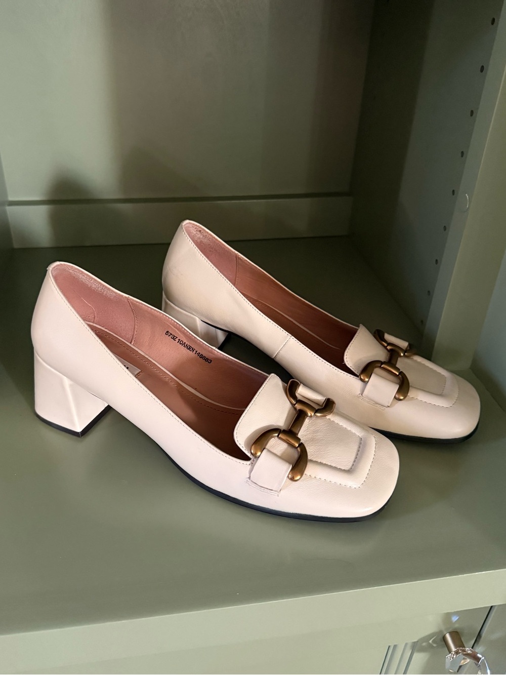 Anthropologie Bibi Lou LIKE NEW Cream Block-Heel Loafers with Gold Buckle Sz 9.5